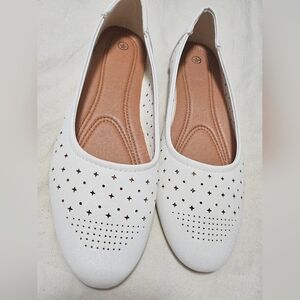 White Ballerina Women's Flats
